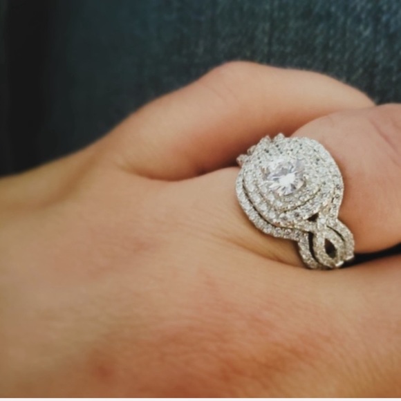 STERLING SILVER DIAMOND  WEDDING SET - Picture 4 of 11